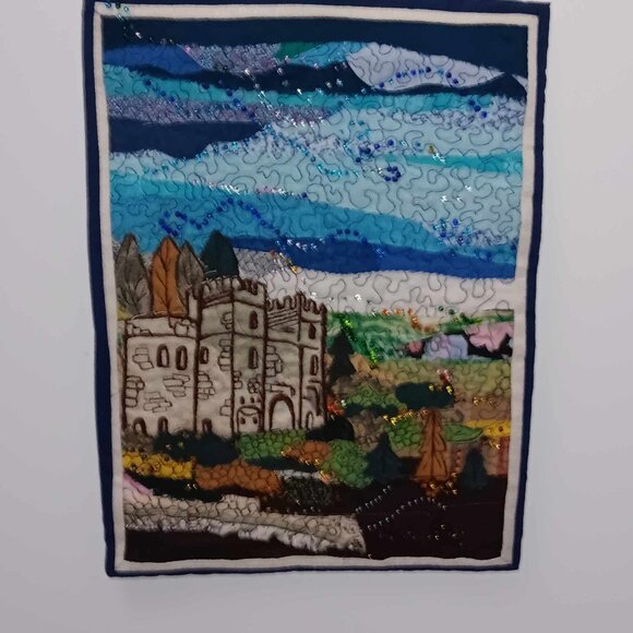 Art Quilt OLD KNIGHT'S CASTLE  Wall Art Quilted Wall Hanging Room Decor 17"x13" - Picture 2 of 4